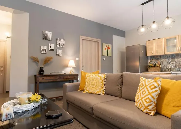 Elenis Cozy Apartment
